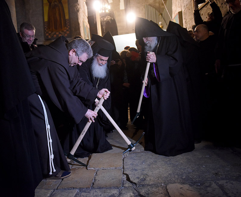 CHURCH HOLY SEPULCHER RESTORATION