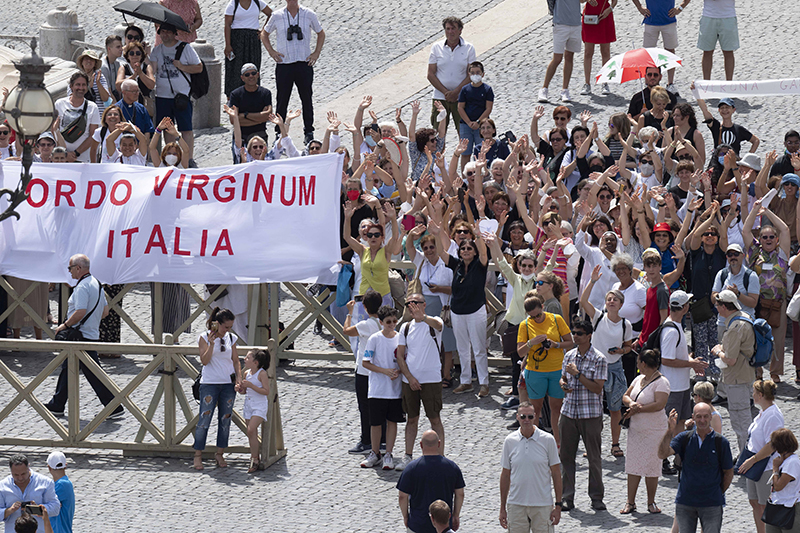 POPE SUNDAY ANGELUS VATICAN