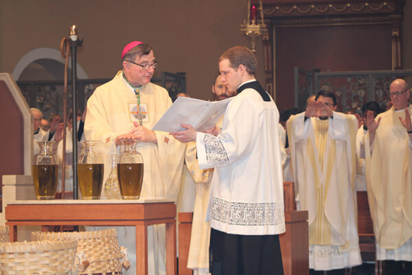 Chrism Mass: ‘We are God’s holy people’ - Superior Catholic Herald