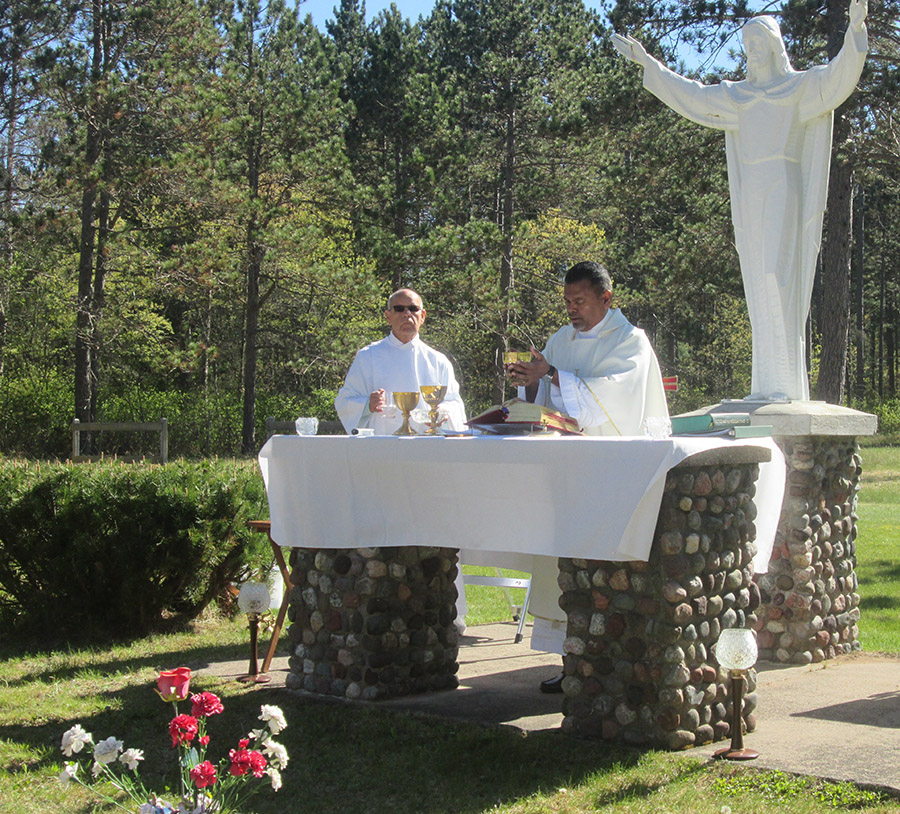 Memorial Day Mass Fr. Joseph Pasala Boulder Junction.060525